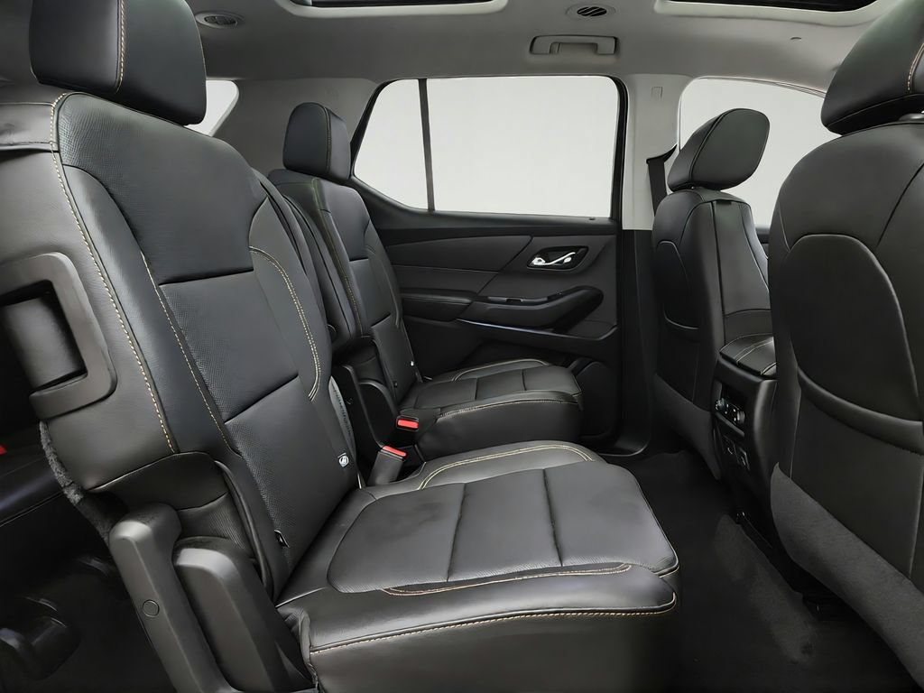 Used 2020 Chevrolet Traverse Premier w/ Redline Edition AWD/4WD image 36
