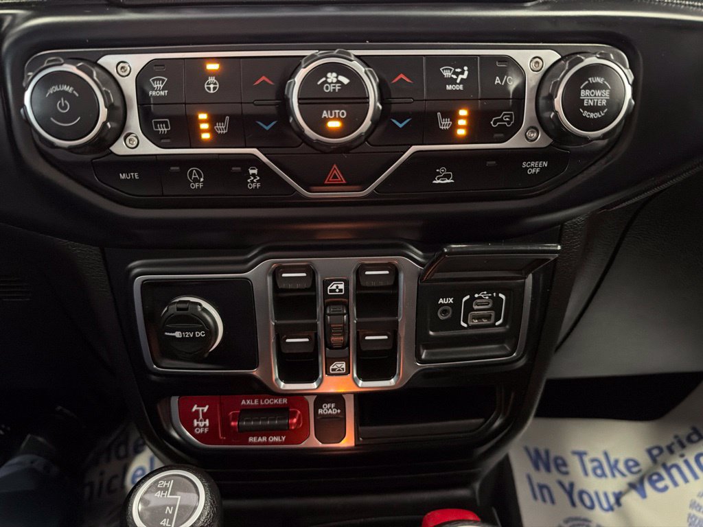 Certified 2023 Jeep Gladiator Mojave w/ Cold Weather Group AWD/4WD image 15