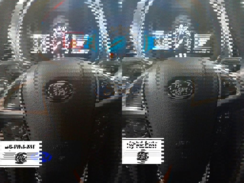 Used 2021 Ford Edge Titanium image 25