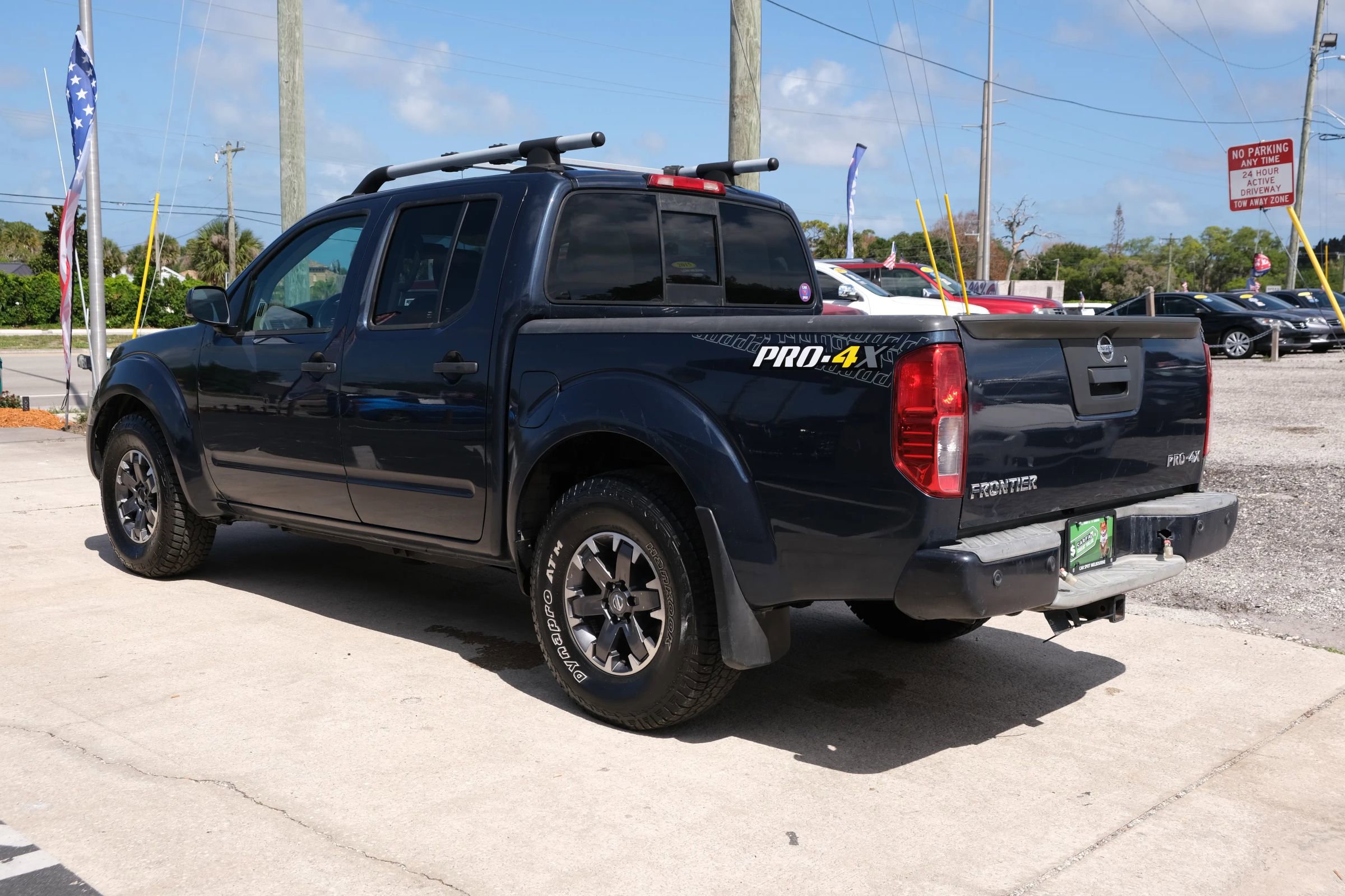 Used 2021 Nissan Frontier PRO-4X w/ Pro-4x Utility Package AWD/4WD image 7