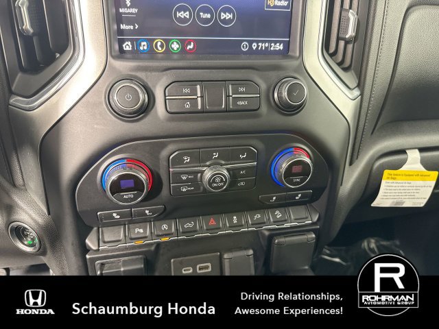 Used 2020 Chevrolet Silverado 1500 LT Trail Boss AWD/4WD image 10