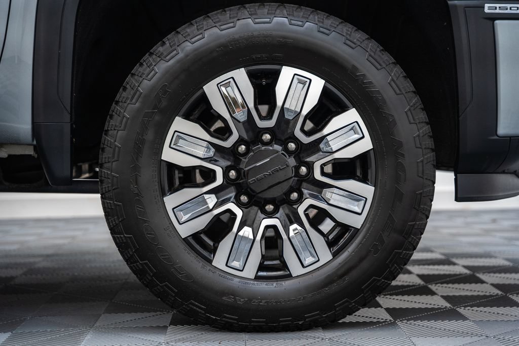 Used 2025 GMC Sierra 3500 Denali w/ Denali Reserve Package AWD/4WD image 24