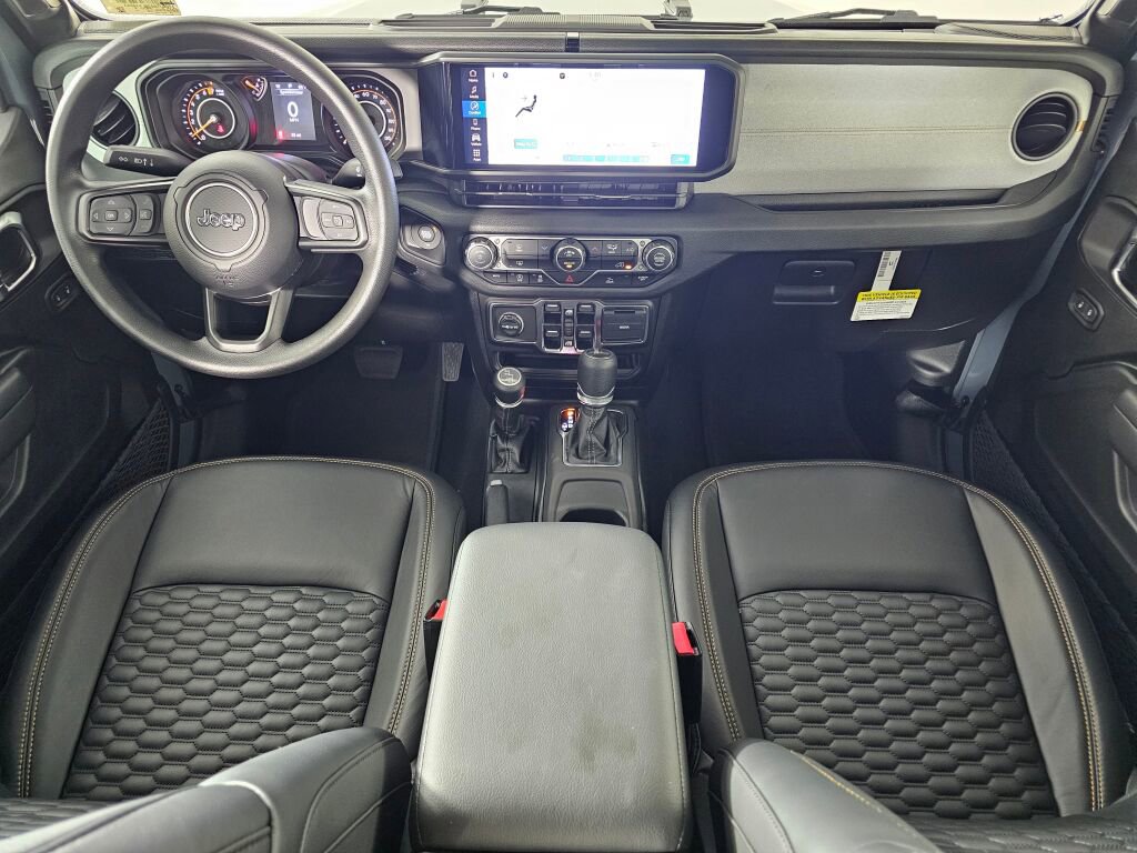 New 2025 Jeep Gladiator Sport image 17