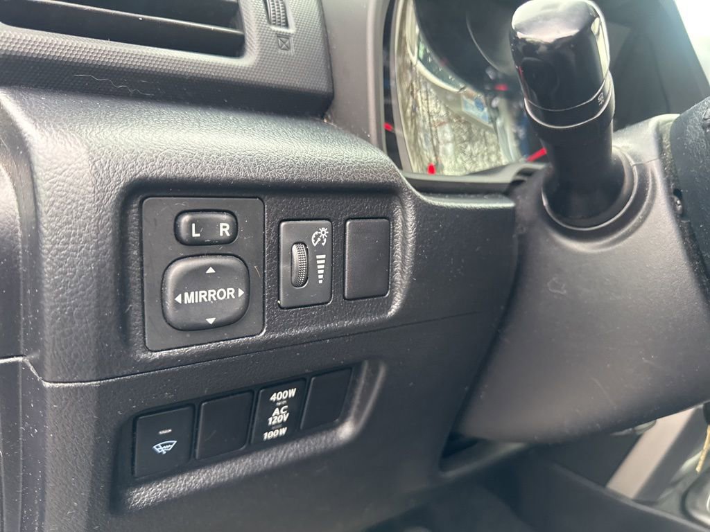 Used 2016 Toyota 4Runner SR5 image 16