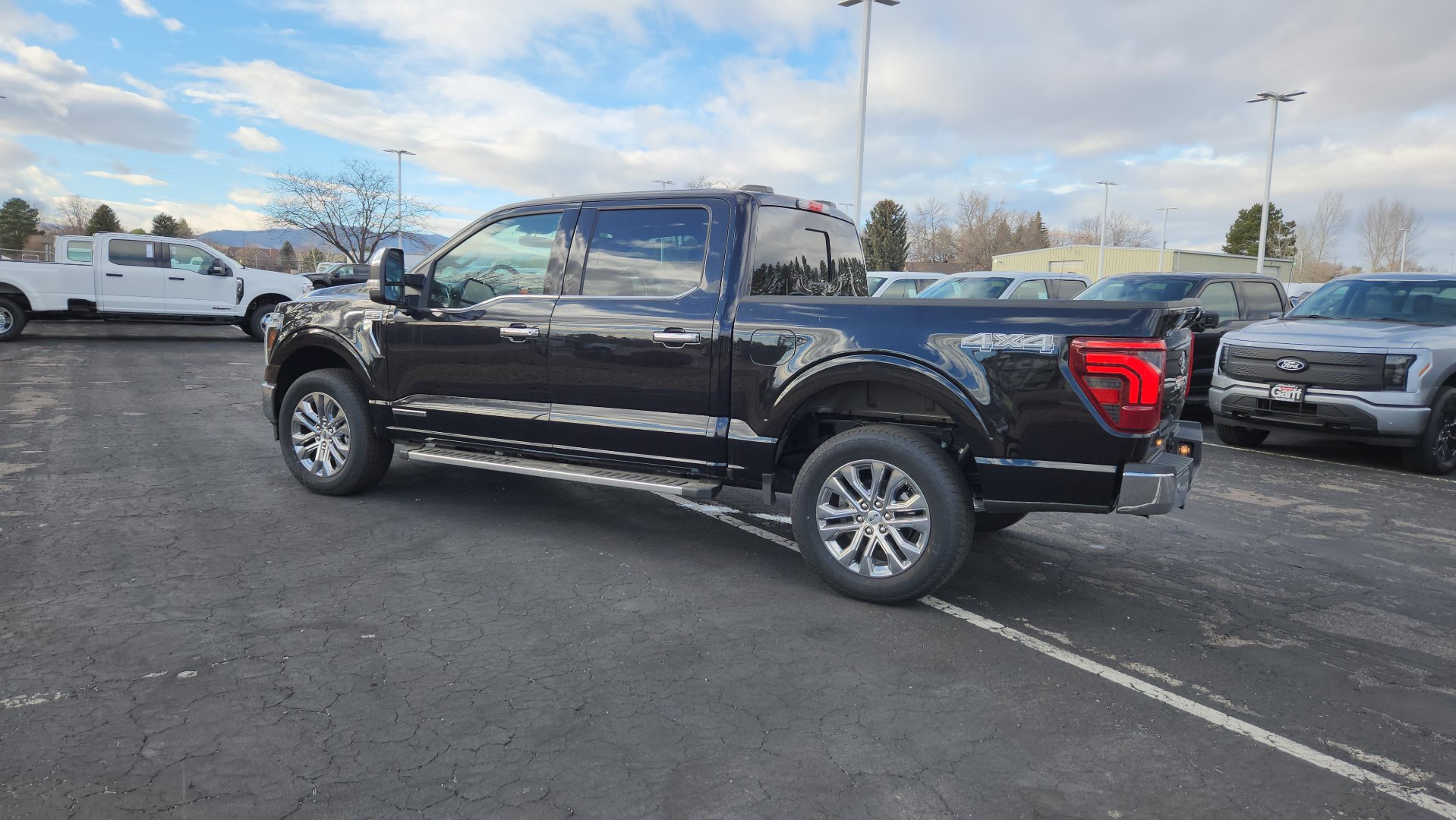New 2025 Ford F150 Lariat w/ Equipment Group 501A Mid image 8