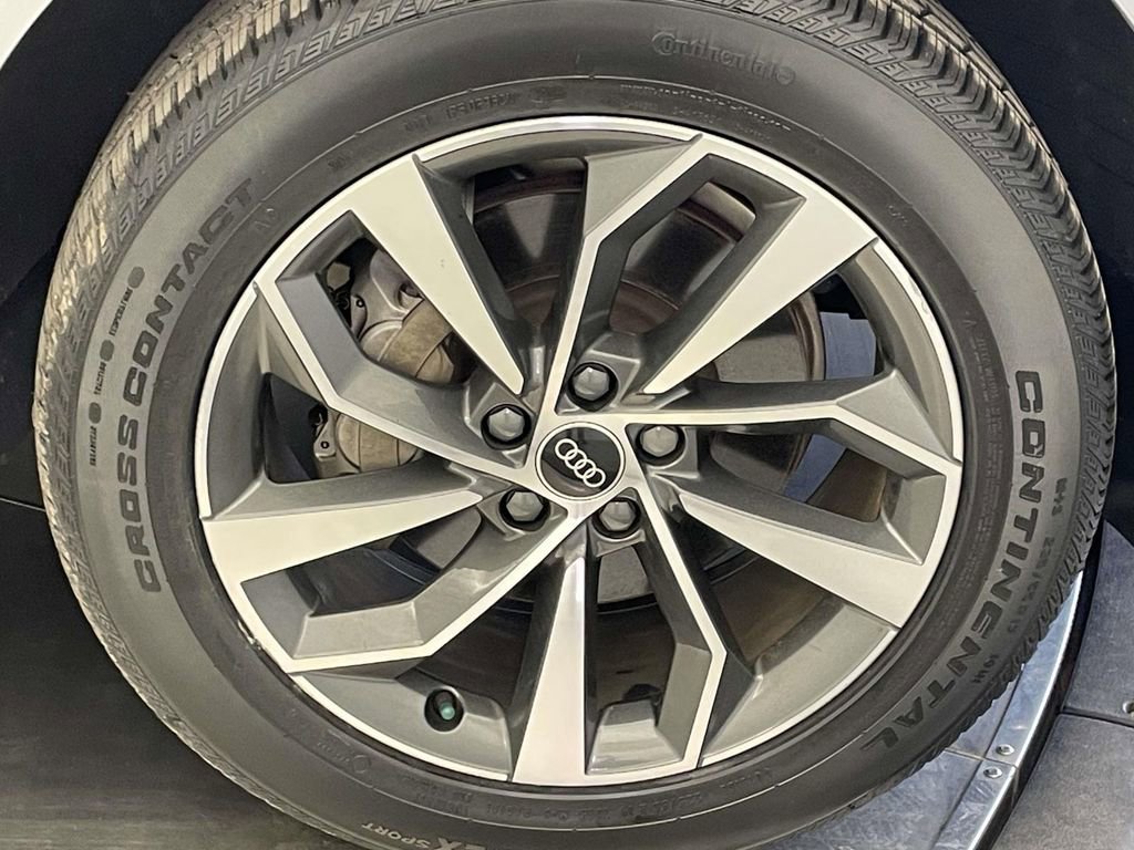 Certified 2022 Audi Q5 2.0T Premium Plus w/ Premium Plus Package image 14