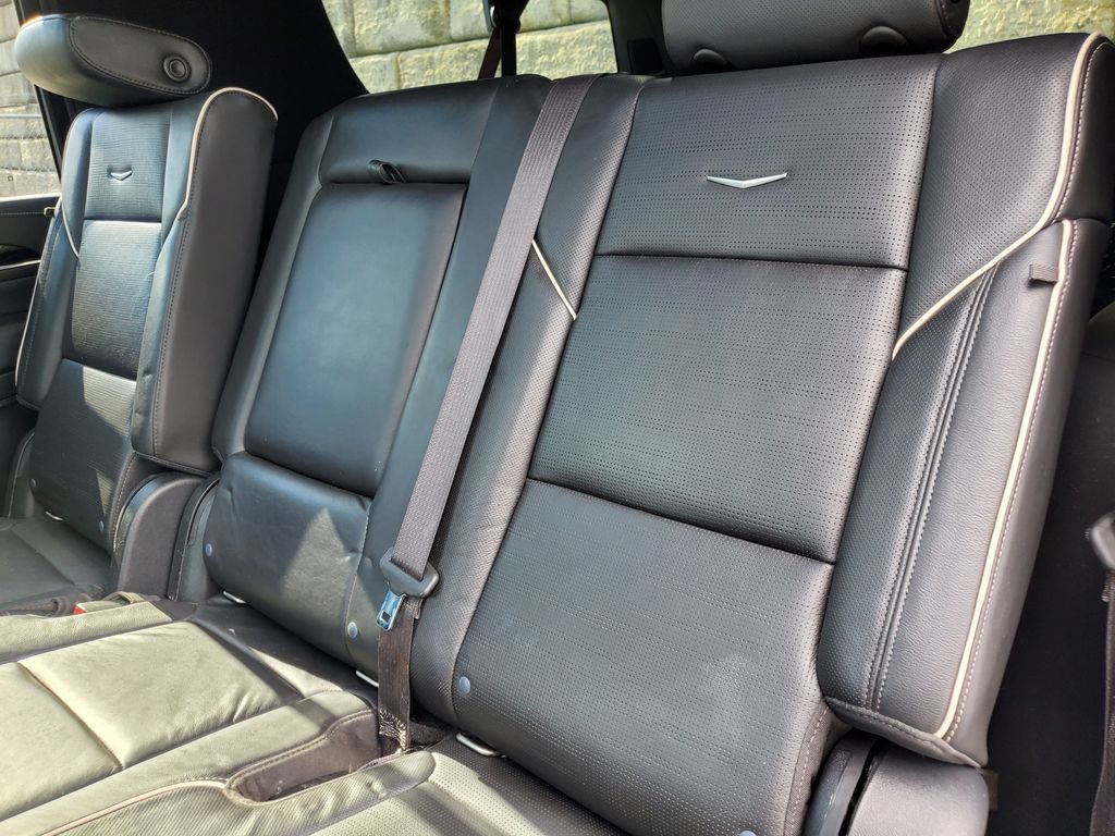 Used 2021 Cadillac Escalade ESV Sport w/ Driver Assist Tech Package AWD/4WD image 38