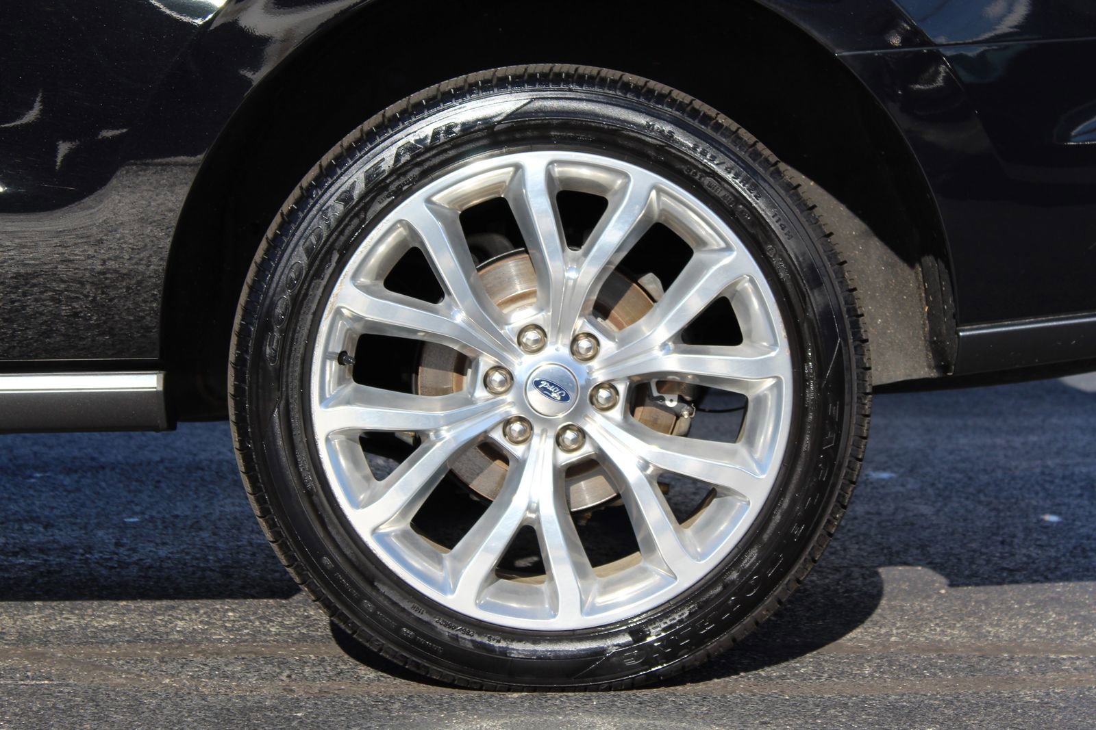 Used 2019 Ford Expedition Limited w/ Equipment Group 302A image 26