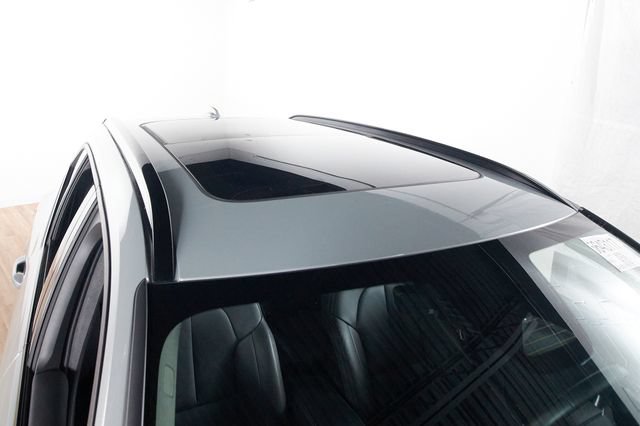 Certified 2026 Volvo XC40 B5 Plus AWD/4WD image 5