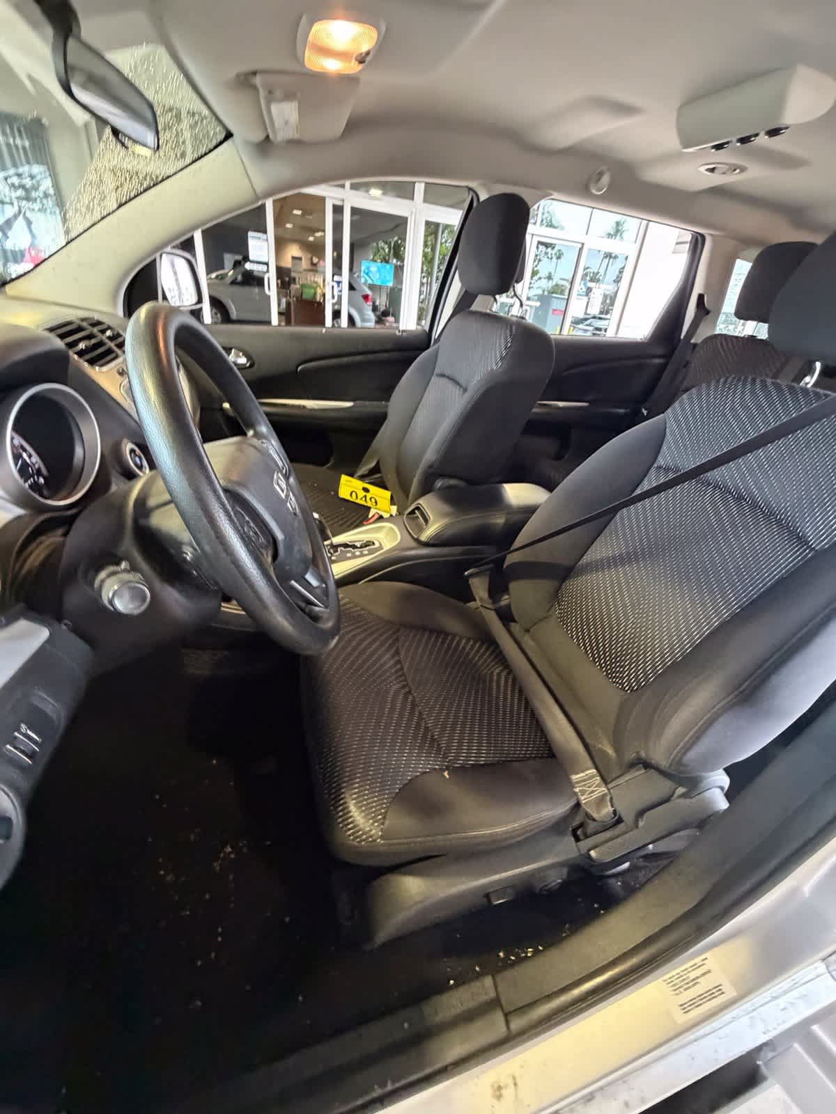 Used 2014 Dodge Journey SE w/ Flexible Seating Group FWD image 13