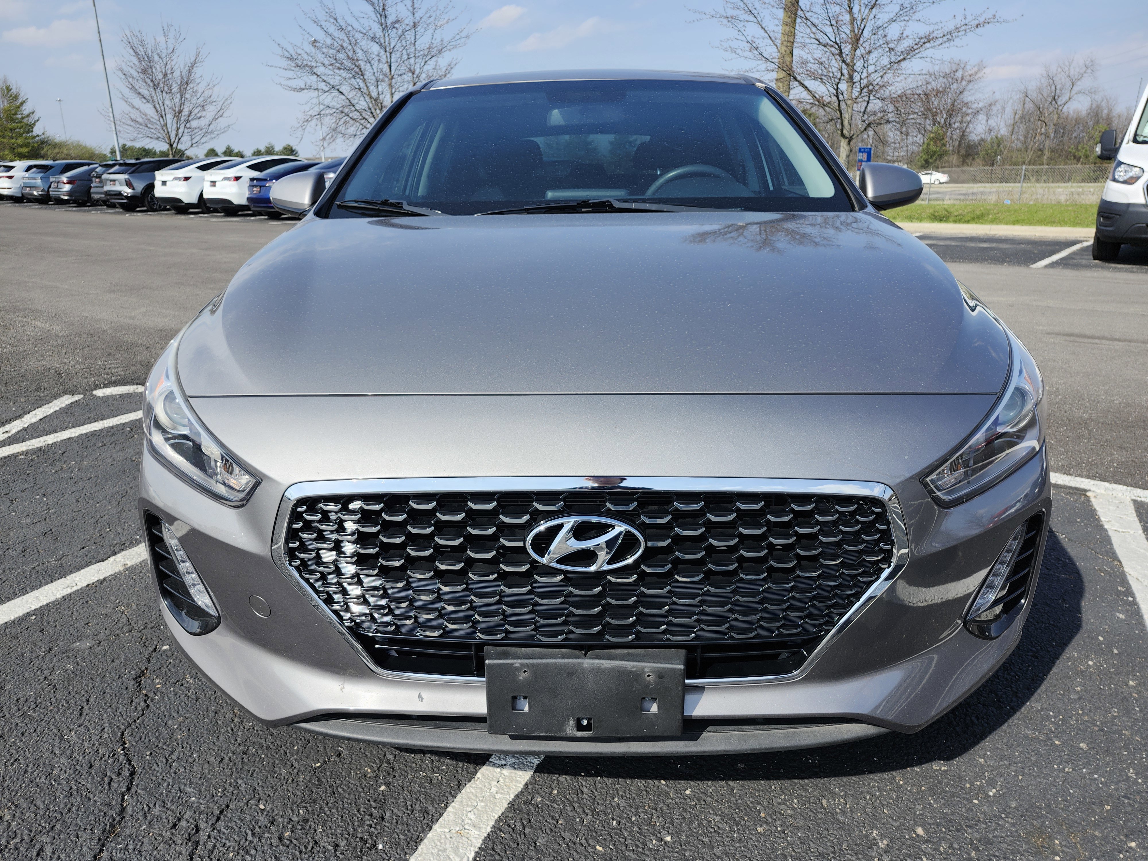 Used 2020 Hyundai Elantra GT FWD image 3