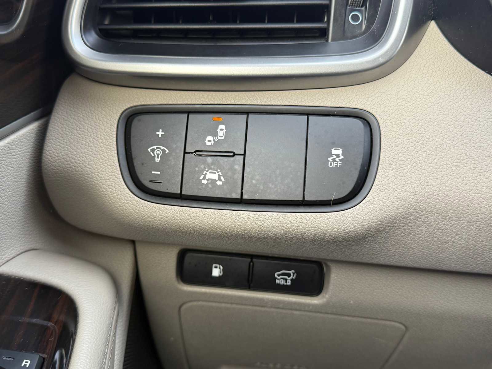 Used 2019 Kia Sorento EX image 32