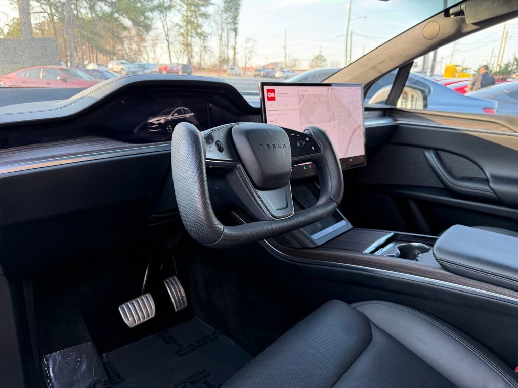 Used 2022 Tesla Model X image 10