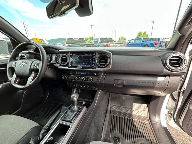 Used 2023 Toyota Tacoma TRD Off-Road w/ Black Out Package (TMS) AWD/4WD image 31