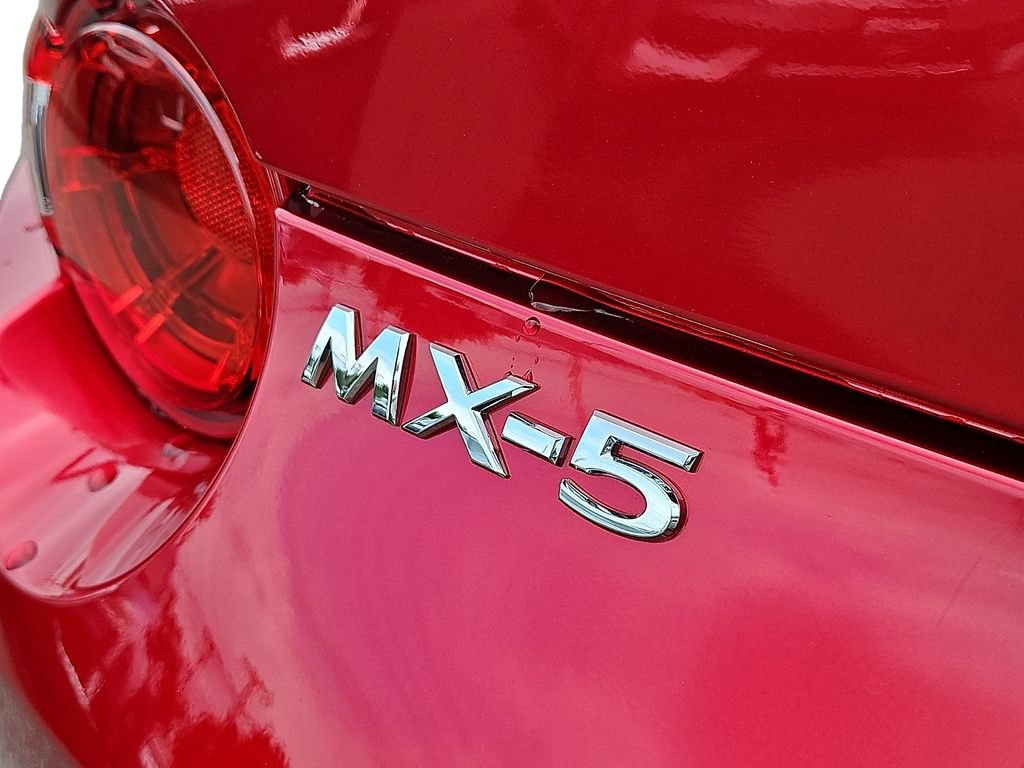 Used 2023 MAZDA MX-5 Miata Grand Touring RWD image 29