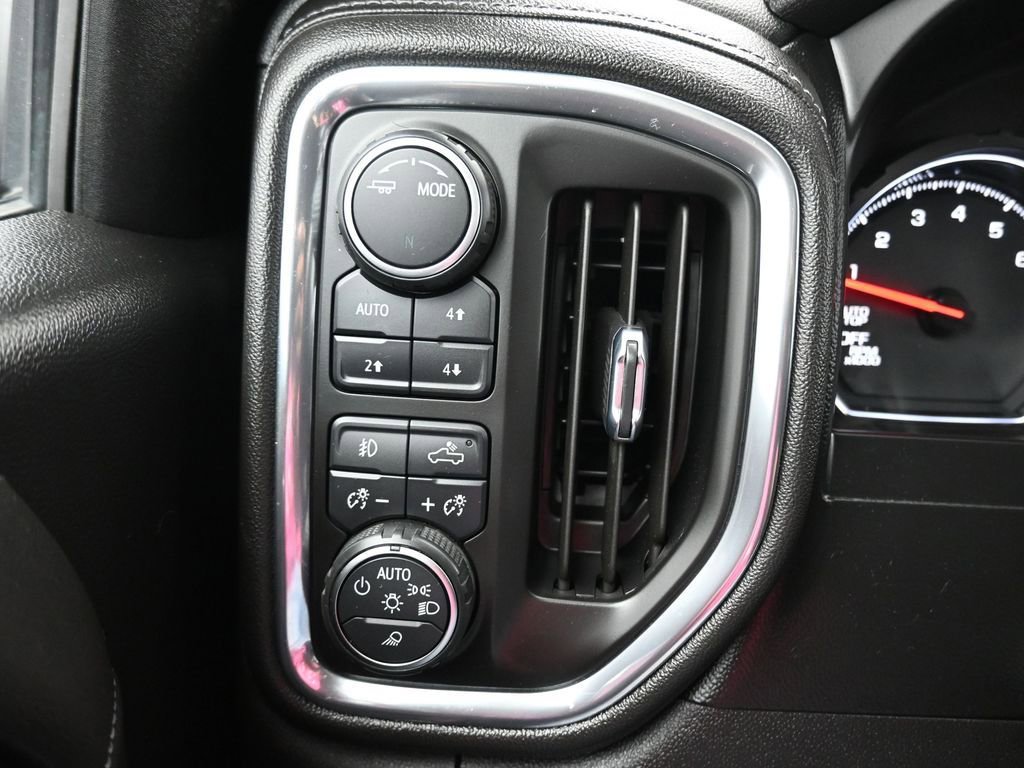 Used 2021 Chevrolet Silverado 1500 LT Trail Boss w/ Convenience Package II image 26