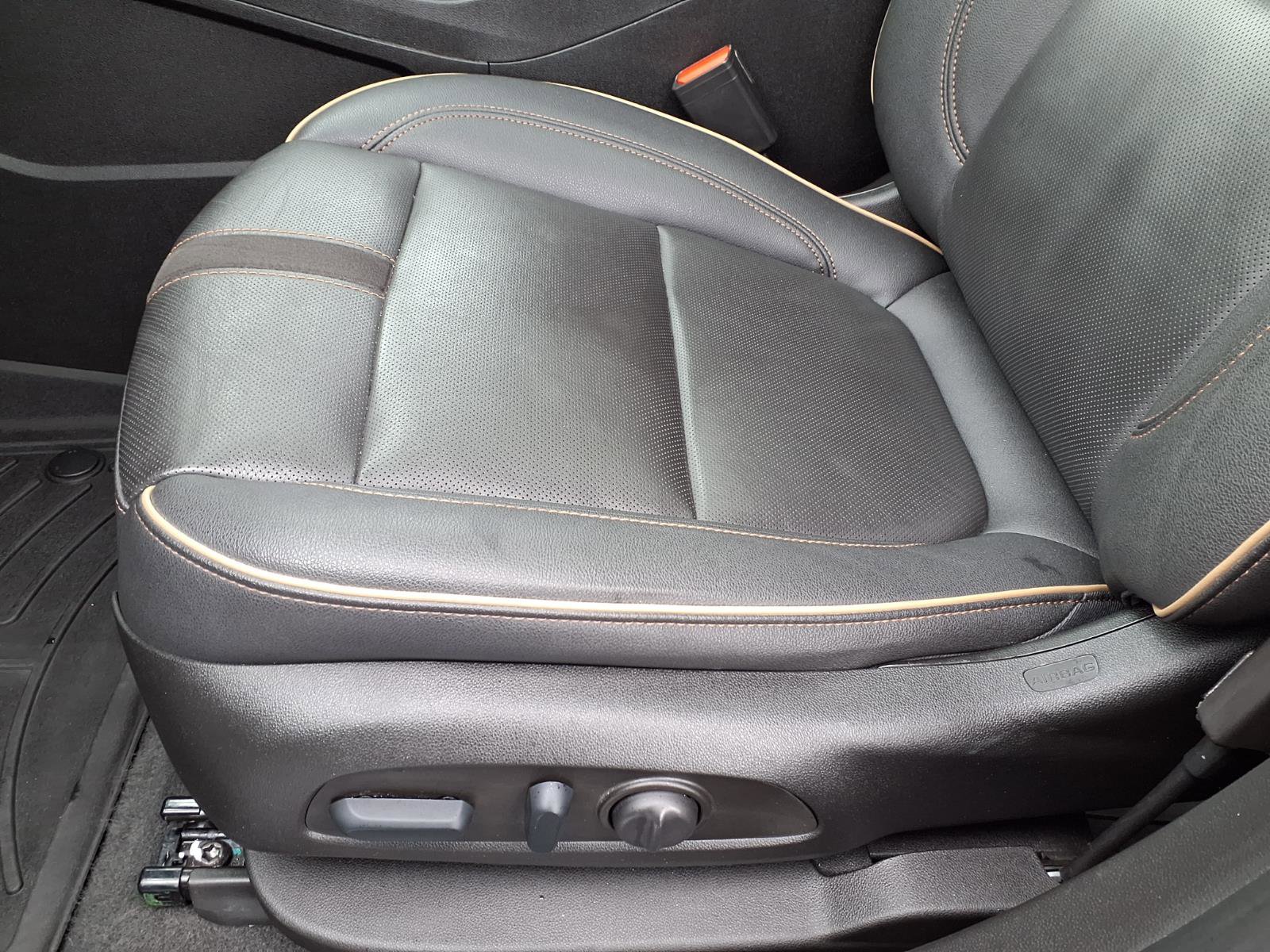 Used 2023 Chevrolet Blazer Premier w/ Driver Confidence II Package image 27