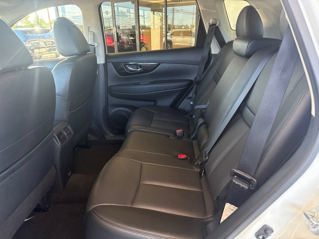 Used 2020 Nissan Rogue SL AWD/4WD image 13