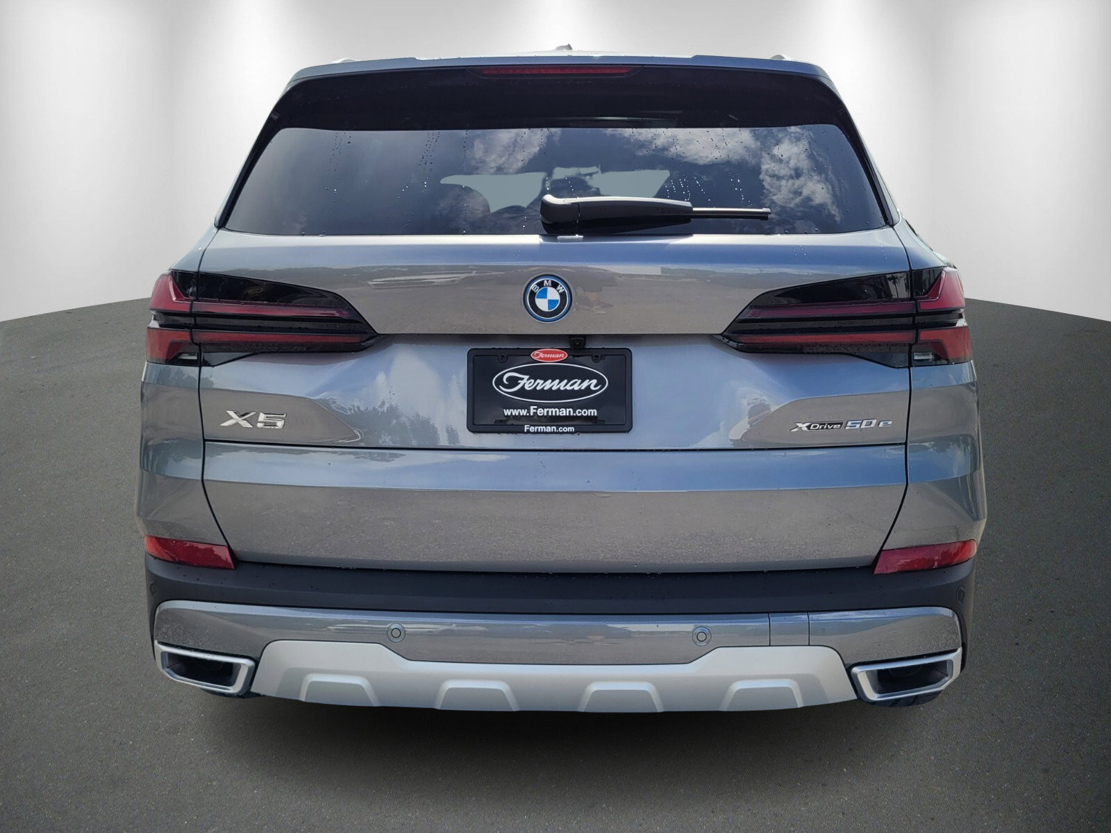 Used 2026 BMW X5 xDrive50e image 6