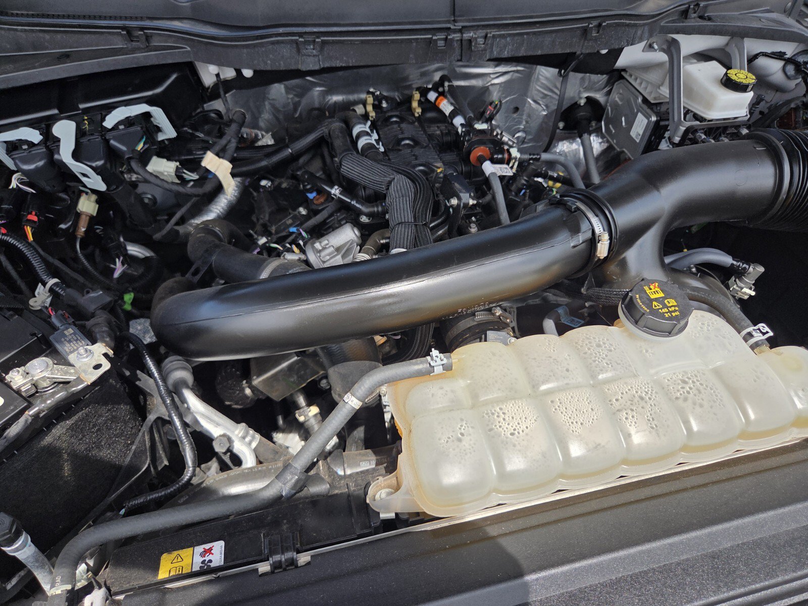 Used 2025 Ford F150 XLT w/ Equipment Group 302A MID AWD/4WD image 18