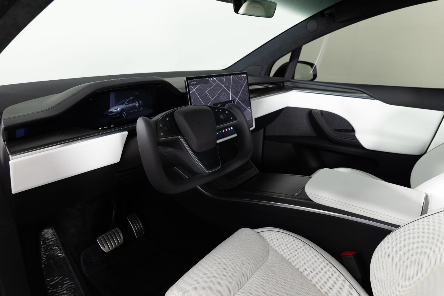 Used 2022 Tesla Model X Plaid AWD/4WD image 14