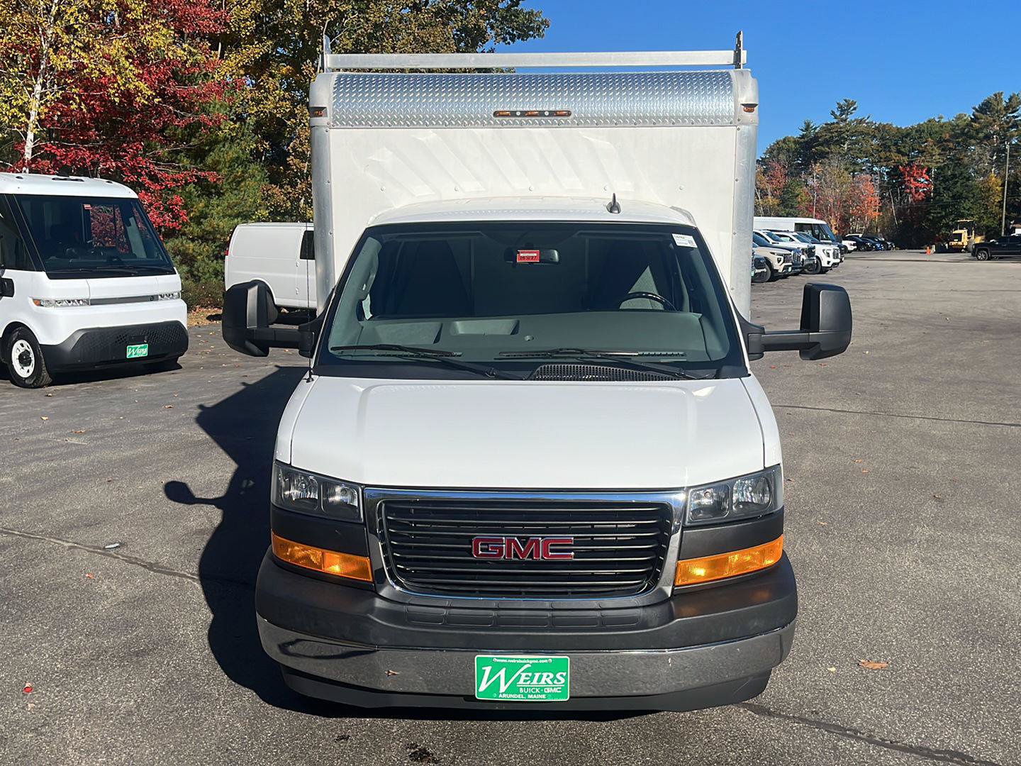 Used 2023 GMC Savana 3500 w/ Power Convenience Package RWD image 9