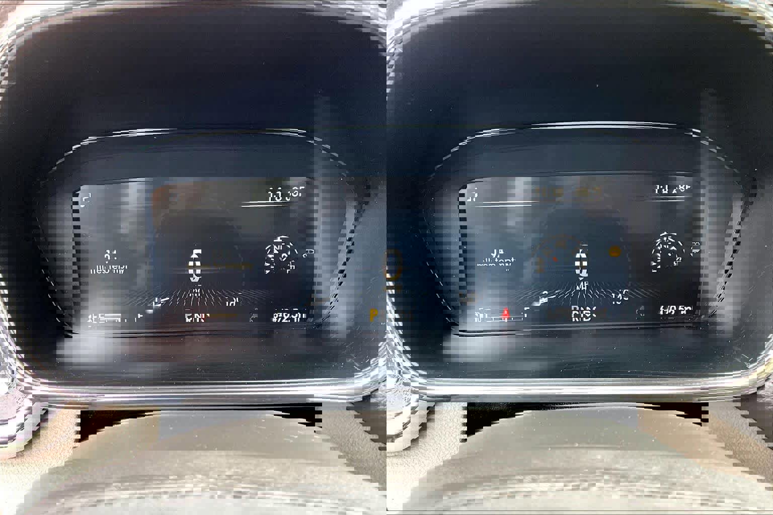 Used 2017 Lincoln Continental Premiere image 26