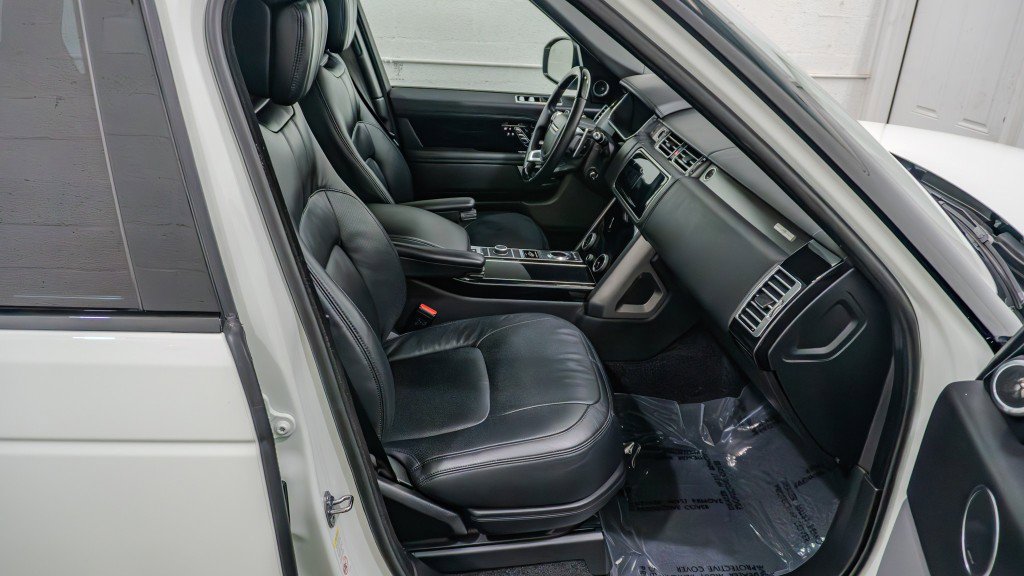 Used 2021 Land Rover Range Rover Autobiography Fifty Edition image 24