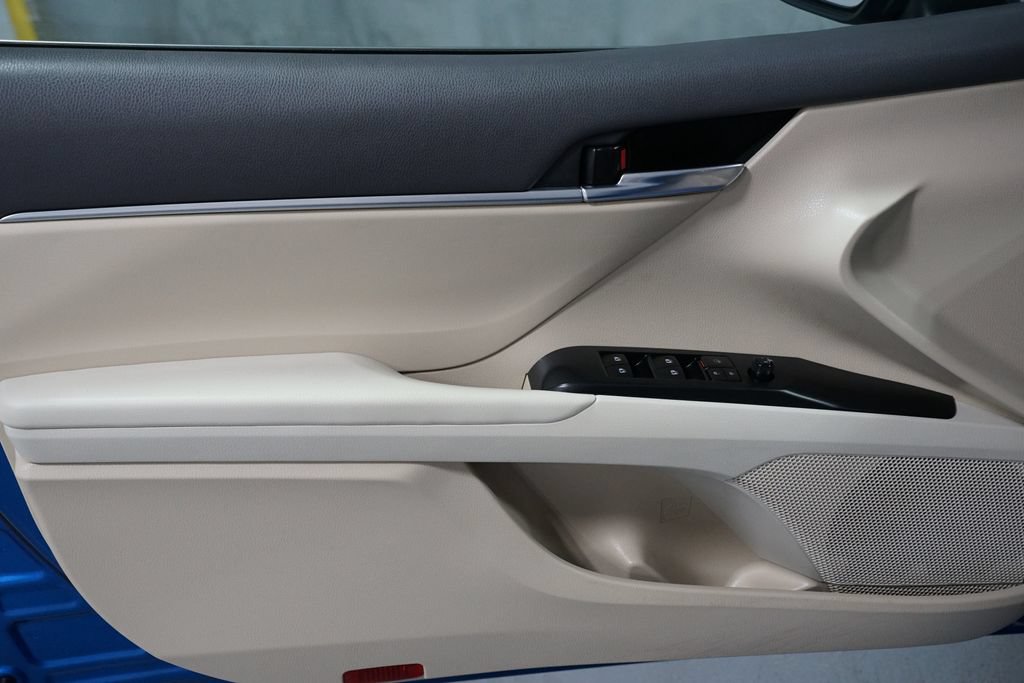 Certified 2020 Toyota Camry LE FWD image 26