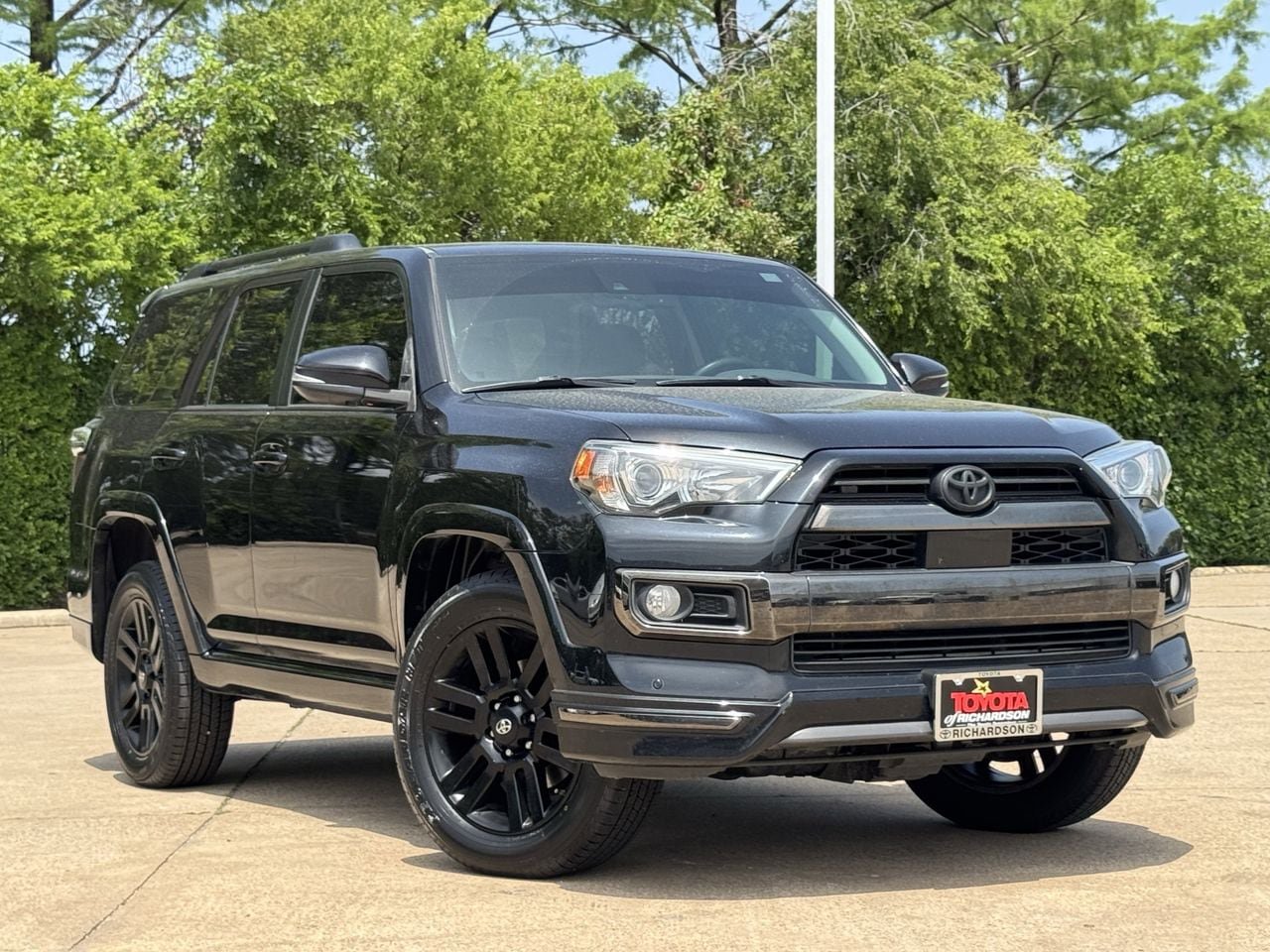 Used 2020 Toyota 4Runner Nightshade AWD/4WD image 2