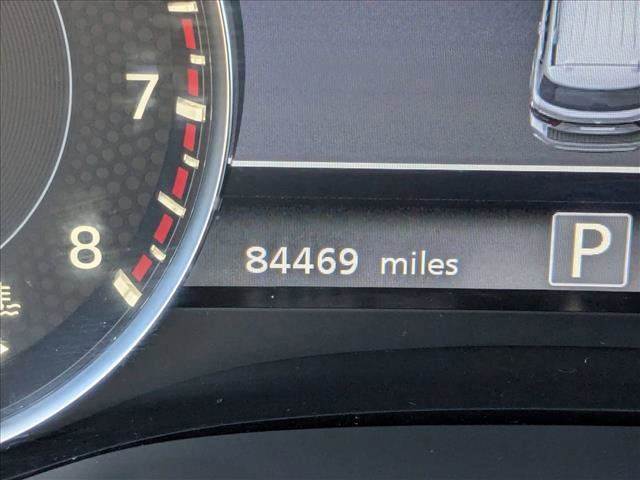 Used 2023 Nissan Armada SL w/ Captain's Chairs Package image 11