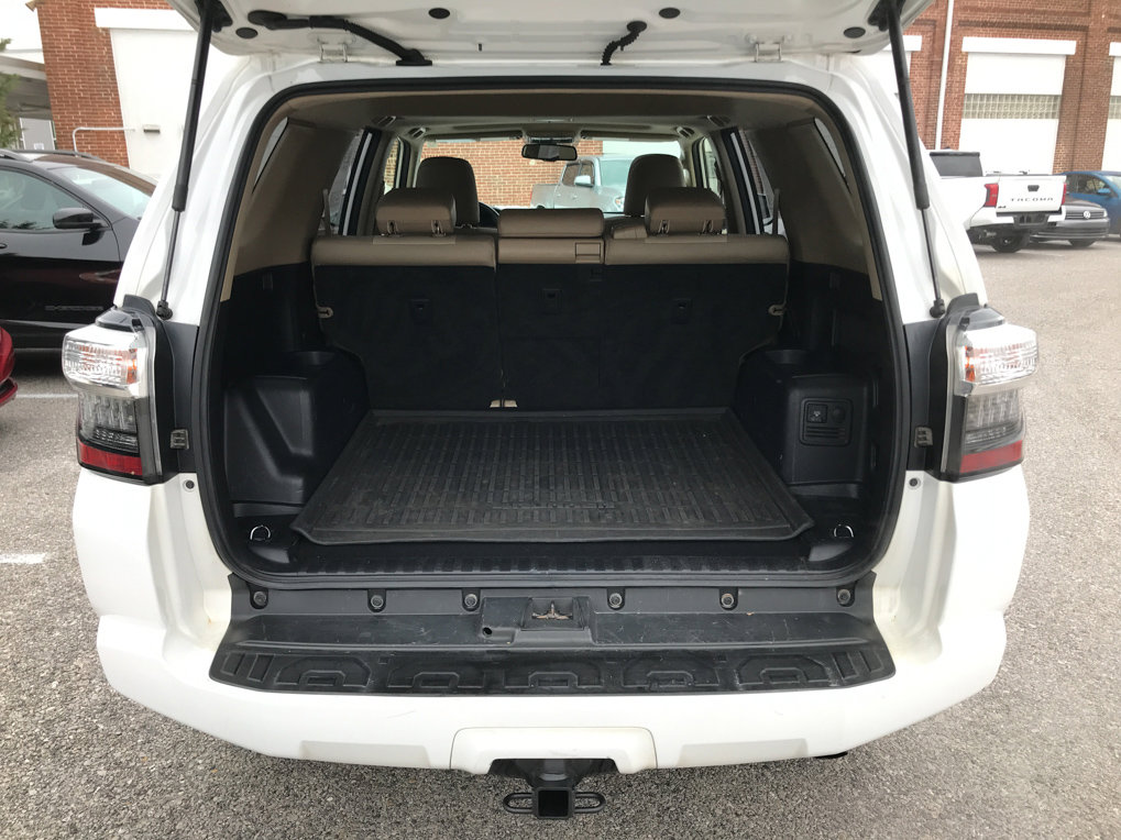 Used 2017 Toyota 4Runner SR5 Premium image 27