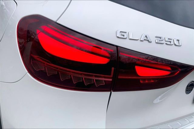Used 2026 Mercedes-Benz GLA 250 4MATIC image 25