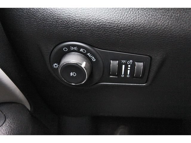 Used 2024 Jeep Compass Limited AWD/4WD image 21