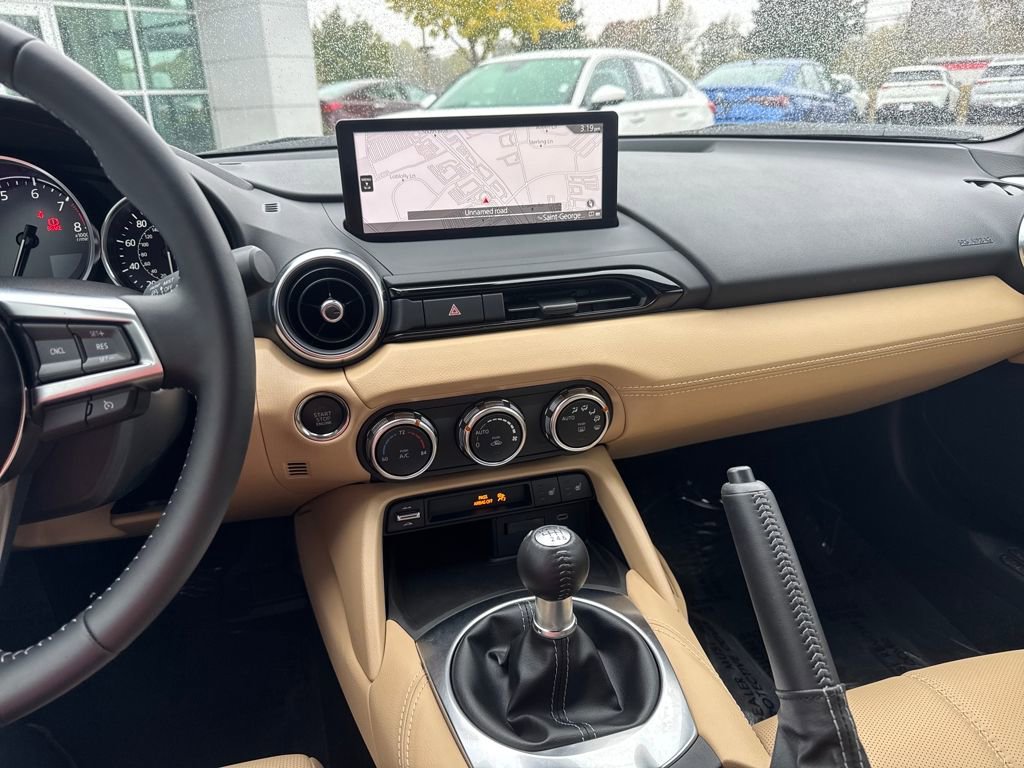 Used 2025 MAZDA MX-5 Miata RF Grand Touring w/ Weather Package image 17