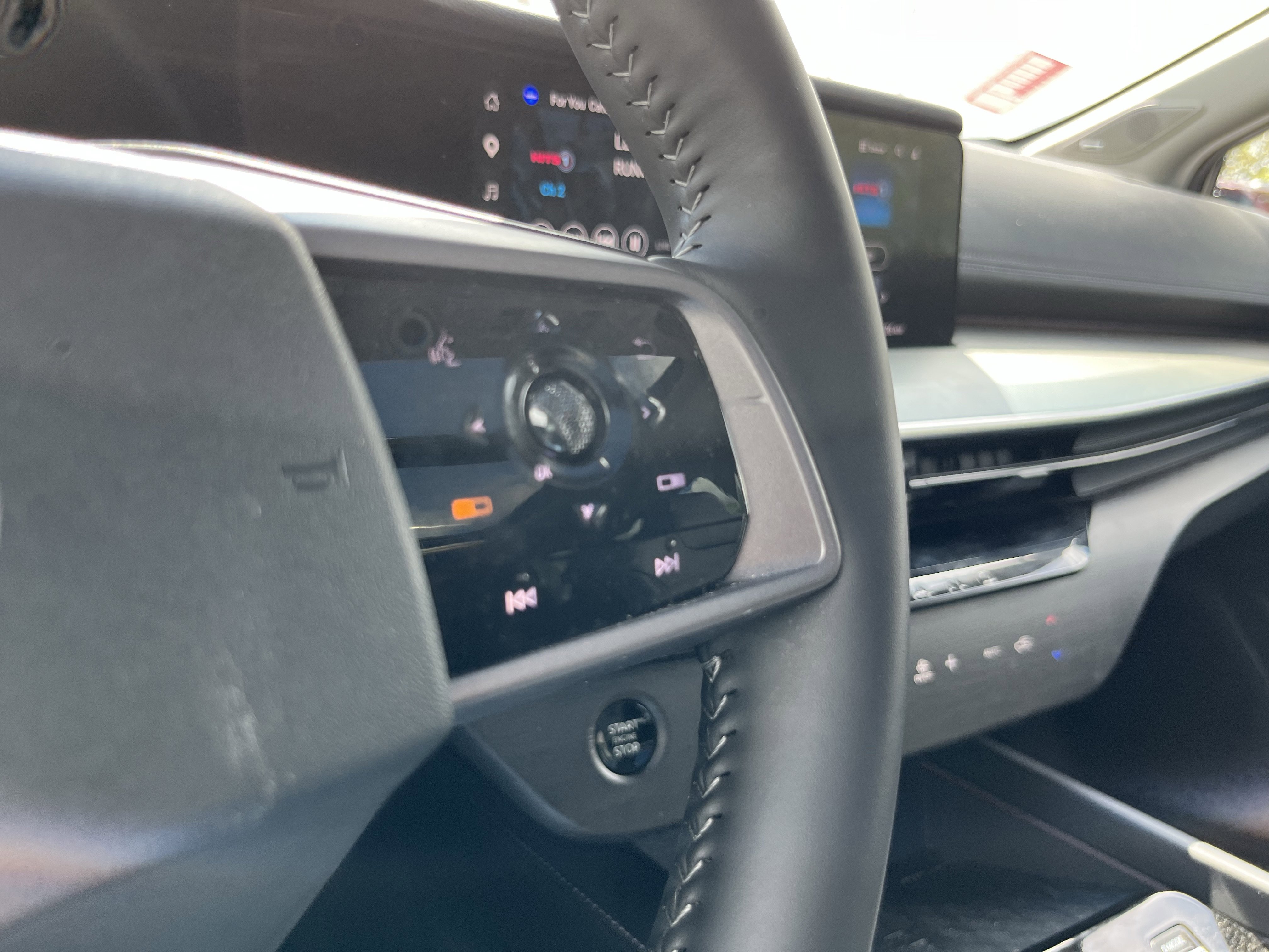 Used 2025 Nissan Murano SL AWD/4WD image 20