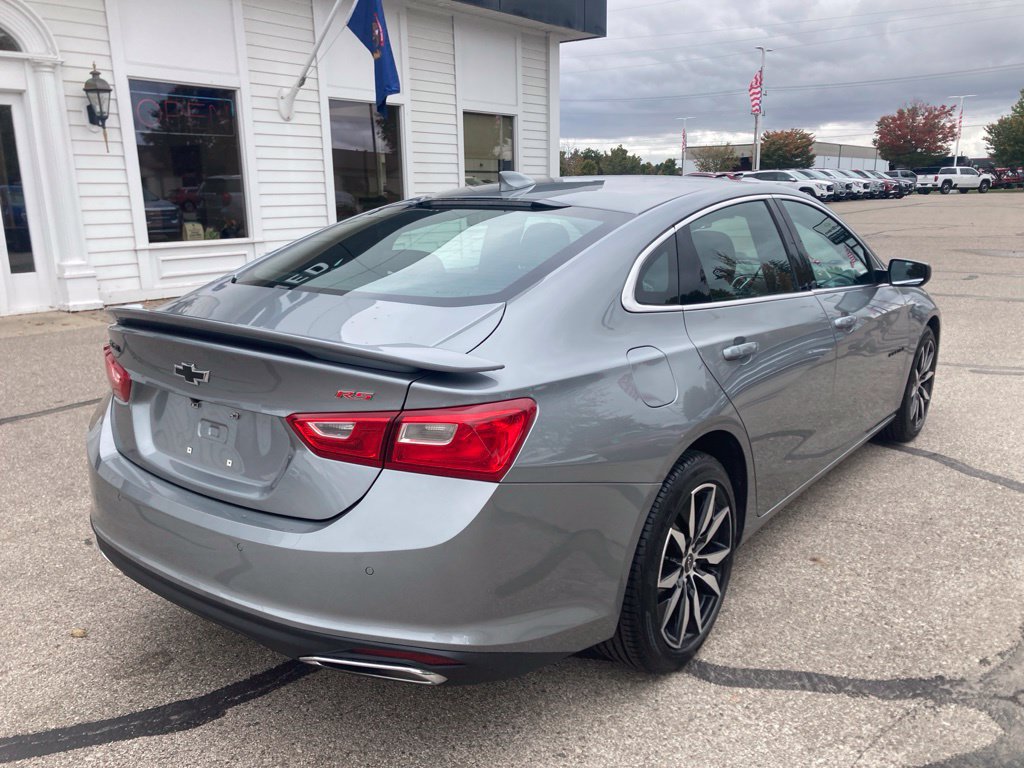 Certified 2024 Chevrolet Malibu RS FWD image 5