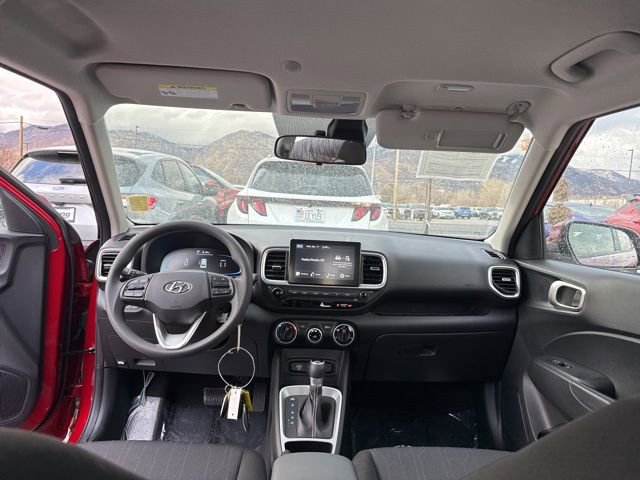 Used 2026 Hyundai Venue SE image 15