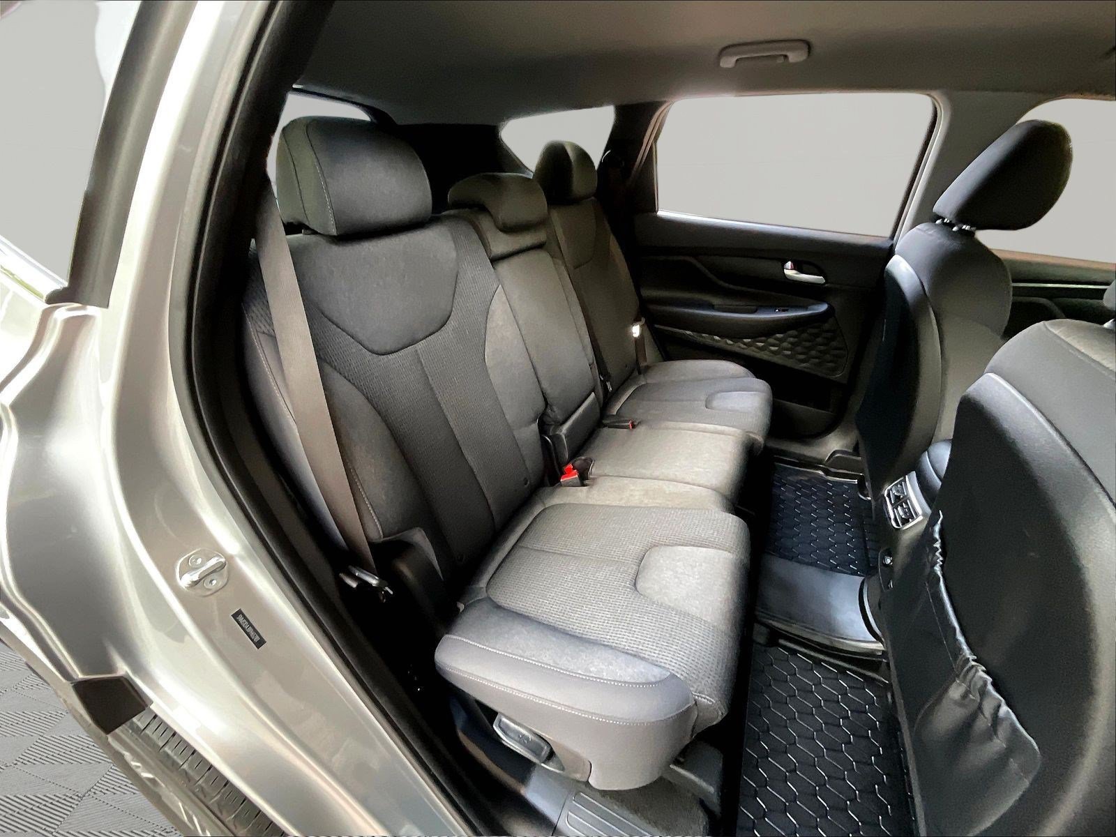 Used 2023 Hyundai Santa Fe SE AWD/4WD image 24