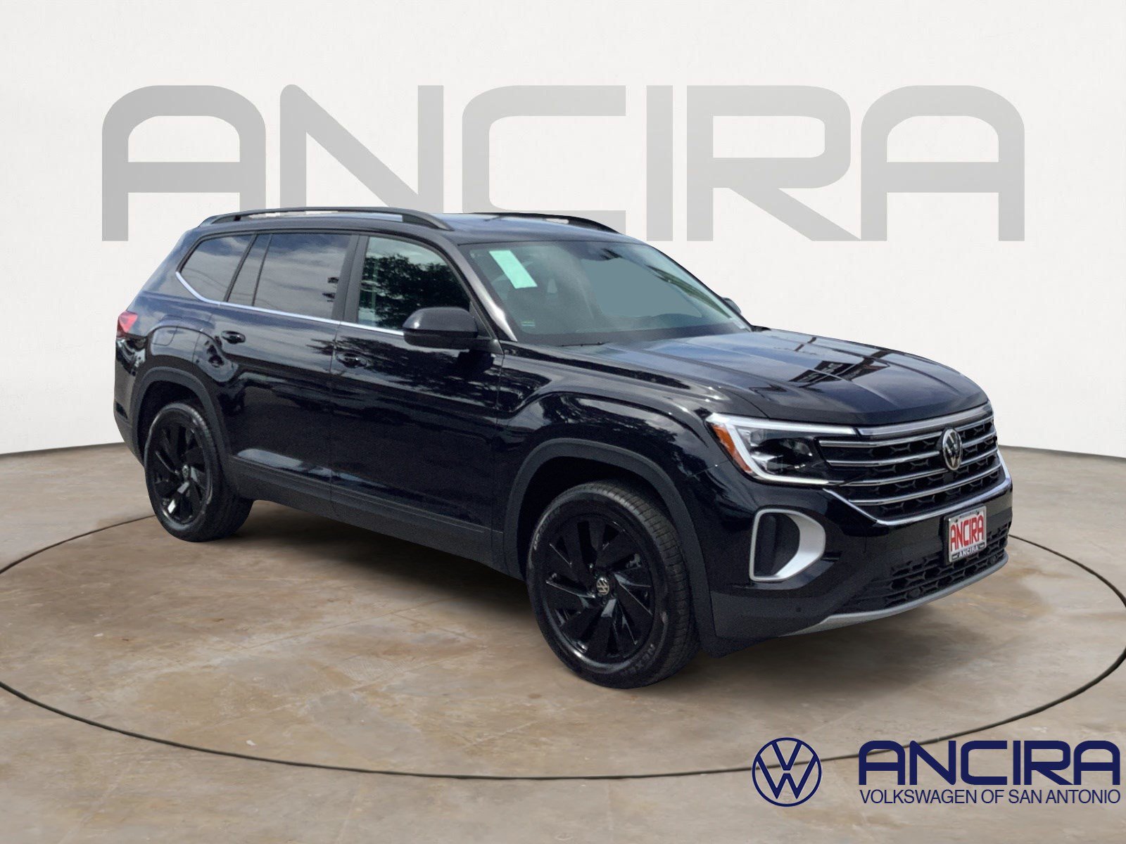 New 2026 Volkswagen Atlas SE FWD image 1