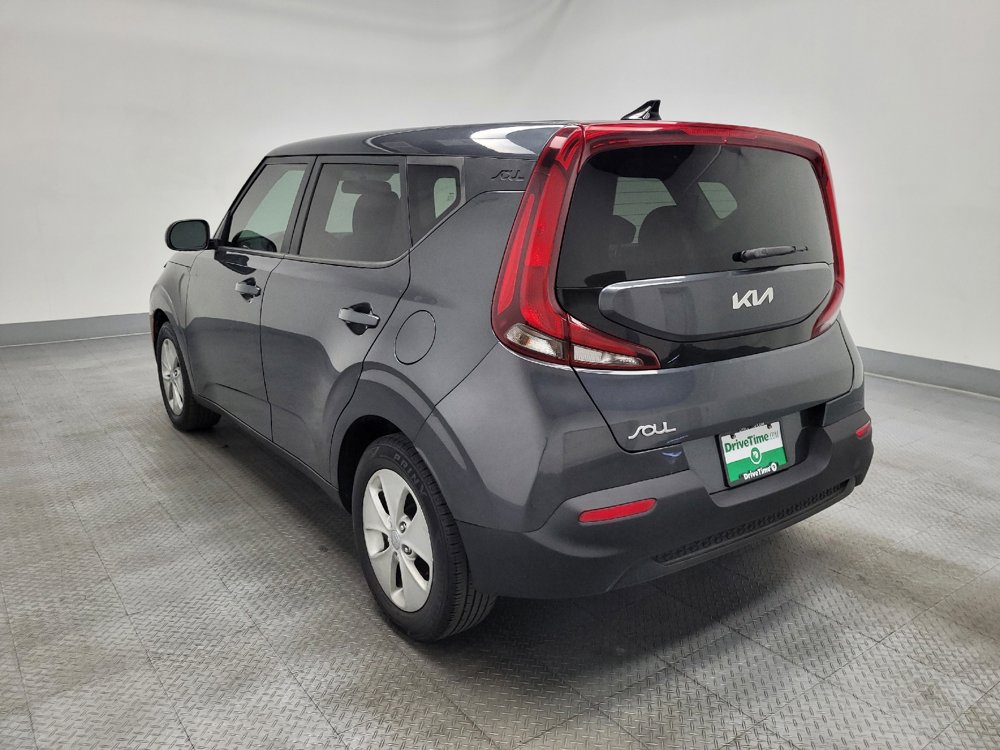 Used 2022 Kia Soul LX FWD image 5