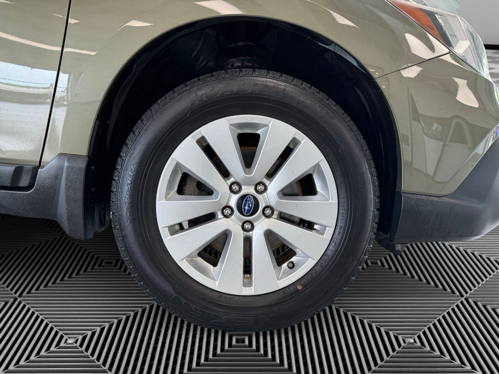 Used 2018 Subaru Outback 2.5i AWD/4WD image 10