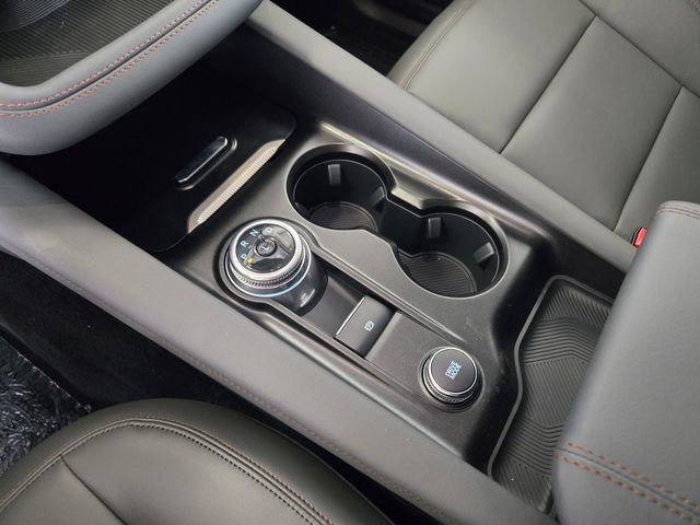 New 2025 Ford Explorer Active w/ Active Comfort Package image 16