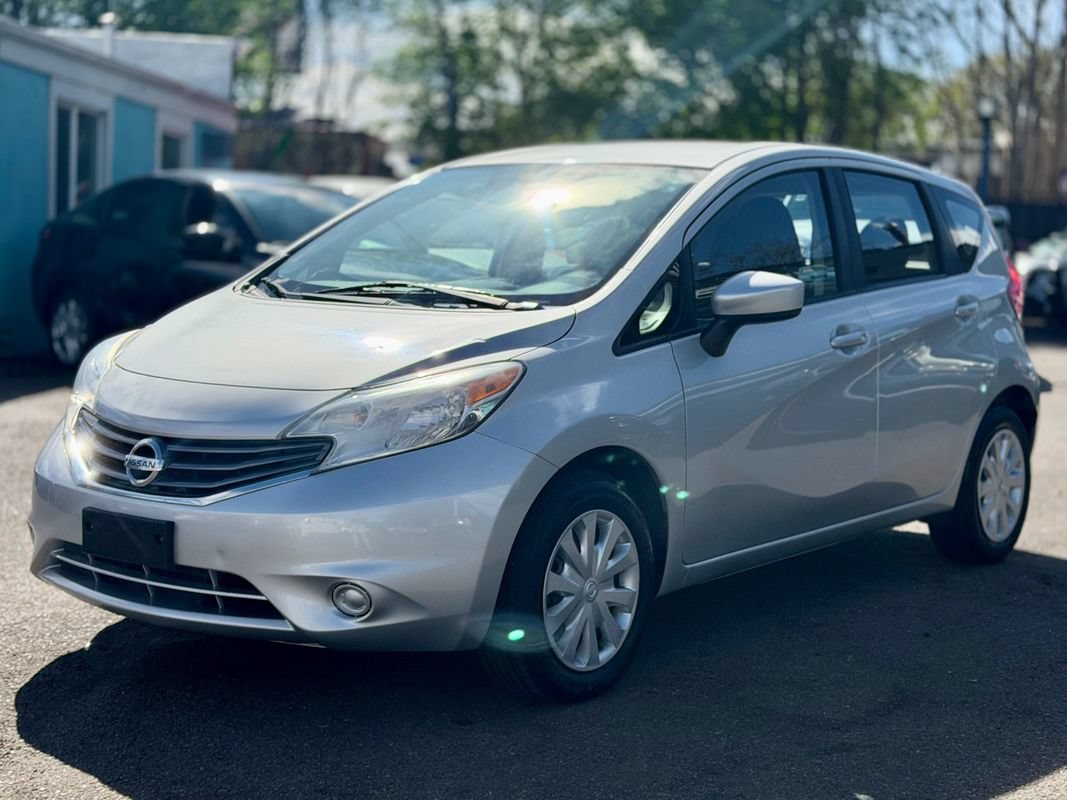 Used 2016 Nissan Versa Note SV FWD image 4