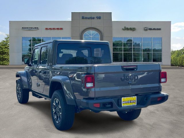 New 2026 Jeep Gladiator Sport AWD/4WD image 3