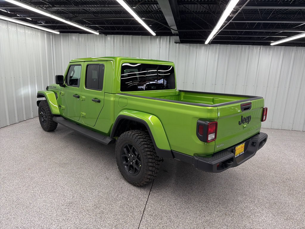 New 2026 Jeep Gladiator Sport AWD/4WD image 4