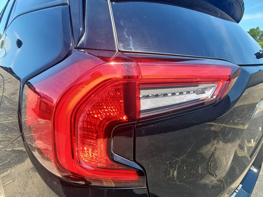 Certified 2024 GMC Terrain Denali w/ Black Diamond Edition AWD/4WD image 41