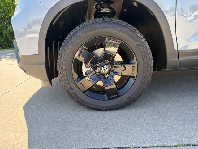 New 2026 Honda Ridgeline Black Edition image 9
