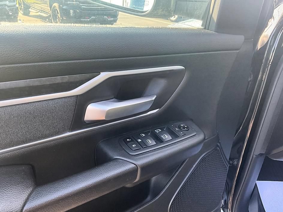 Used 2021 RAM 1500 Big Horn AWD/4WD image 13