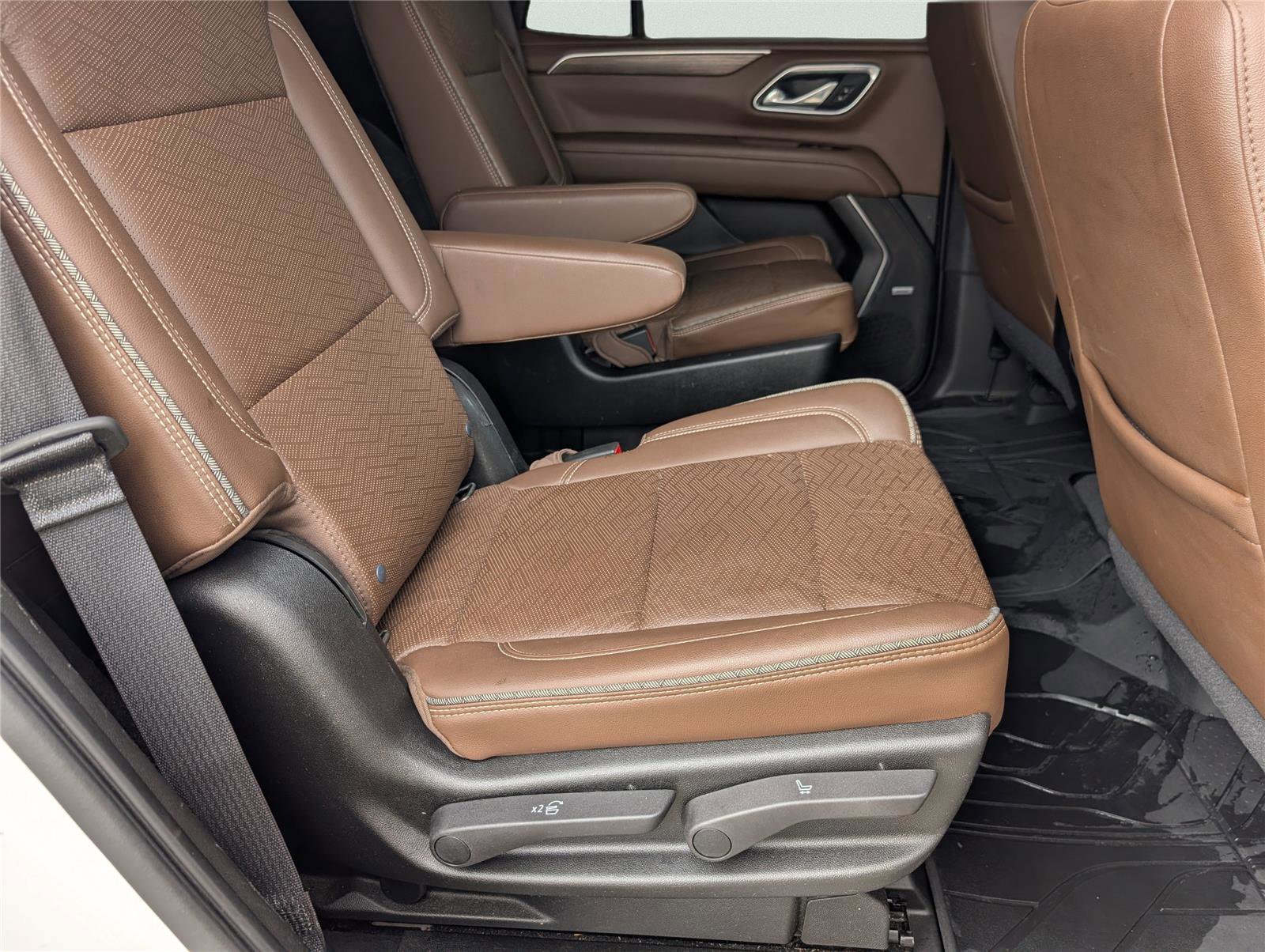 Used 2021 Chevrolet Tahoe High Country image 30